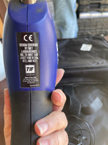 TIF ZX Heated Pentode Refrigerant Detector with soft case