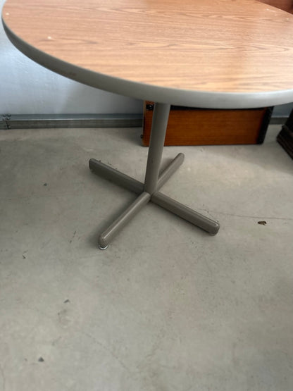 36 inch round heavy laminate and steel break table